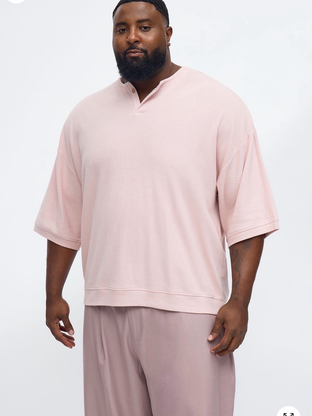 Men’s Fashion Nova plus size V-Neck Pullover t shirt  in Light Pink size 3XL
